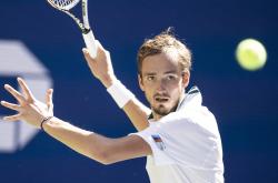 开云体育登录-包含世界网球队爆冷美国网球队，梅德韦杰夫关键制胜的词条