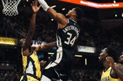 开云体育在线-山东队逆转雄鹿，西亚卡姆带队取胜