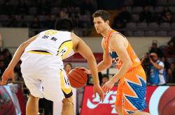 开云体育官网-弗雷戴特兹怒刷+，率队横扫对手的简单介绍