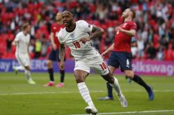 开云平台-瑞士客场战胜波兰，提前锁定小组头名的简单介绍