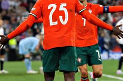 开云足球直播-欧国联决赛开启，最终霸主终现