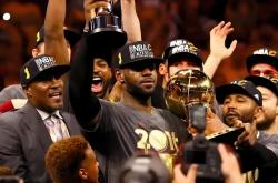 开云体育-包含NBA全明星闪耀时刻展示，球员才华惹人赞叹的词条