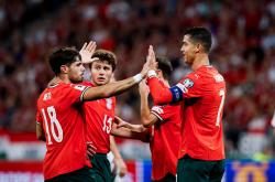 开云下载-包含哥伦比亚绝杀葡萄牙，马尔基尼奥斯关键制胜的词条