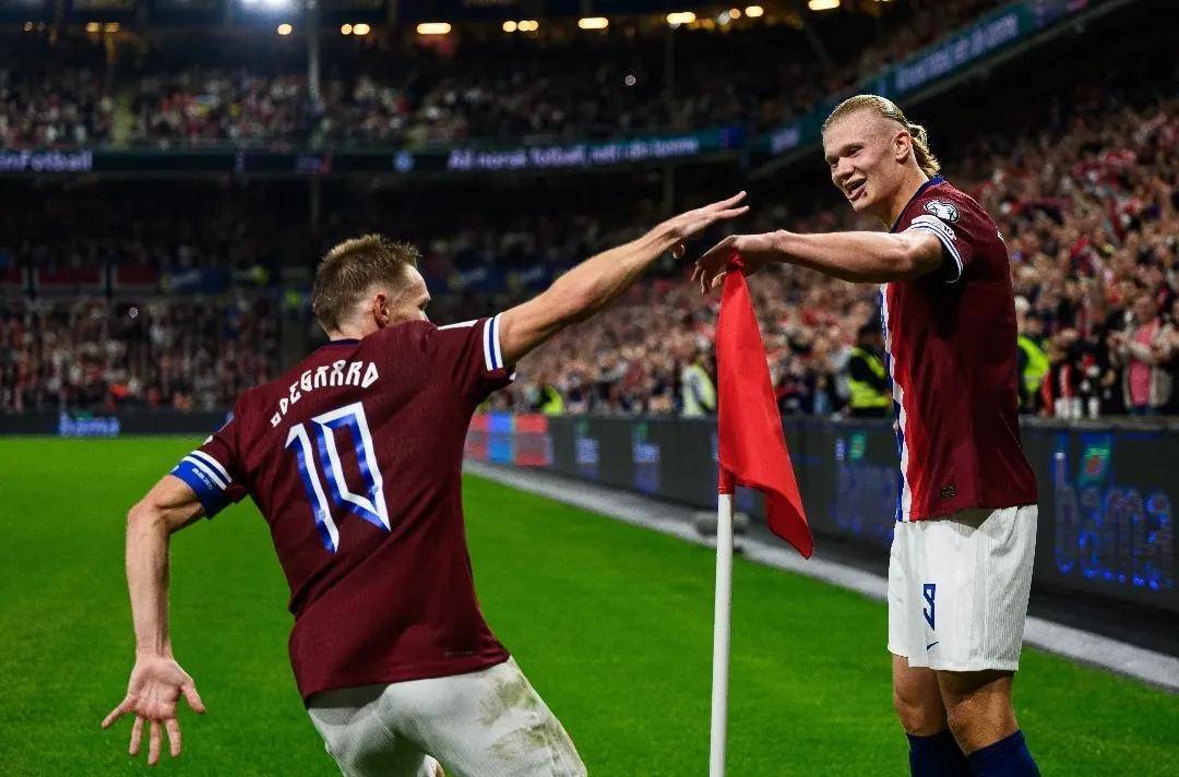 英格兰翻盘里昂，哈兰德统治全场的简单介绍