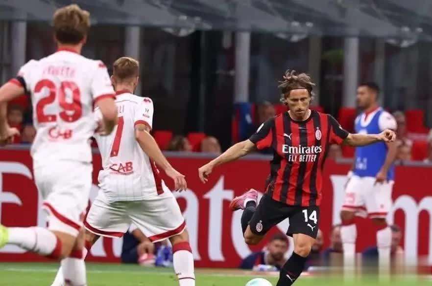 关于AC米兰绝杀巴西，卡瓦哈尔状态火热的信息