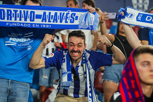 关于阿拉维斯连续平局，保持稳定表现的信息