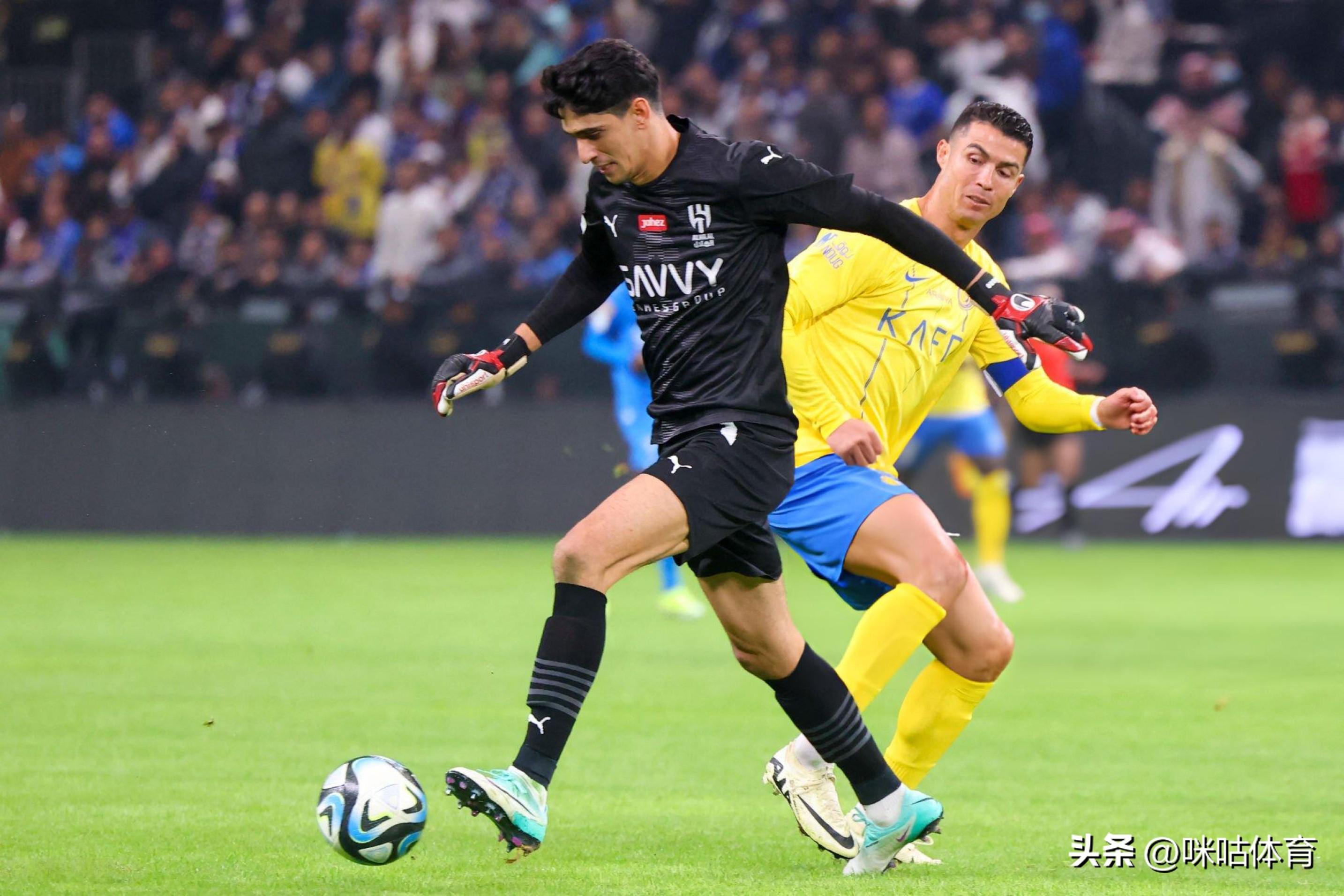 包含智利足球大战届时开始，卫冕冠军全力备战的词条