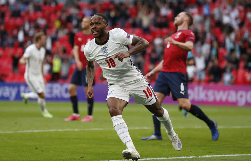 瑞士客场战胜波兰，提前锁定小组头名的简单介绍