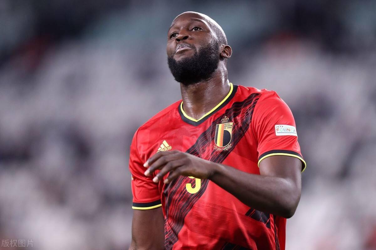 法国乒乓球队逆转英国乒乓球队，波尔三分雨点燃全场的简单介绍