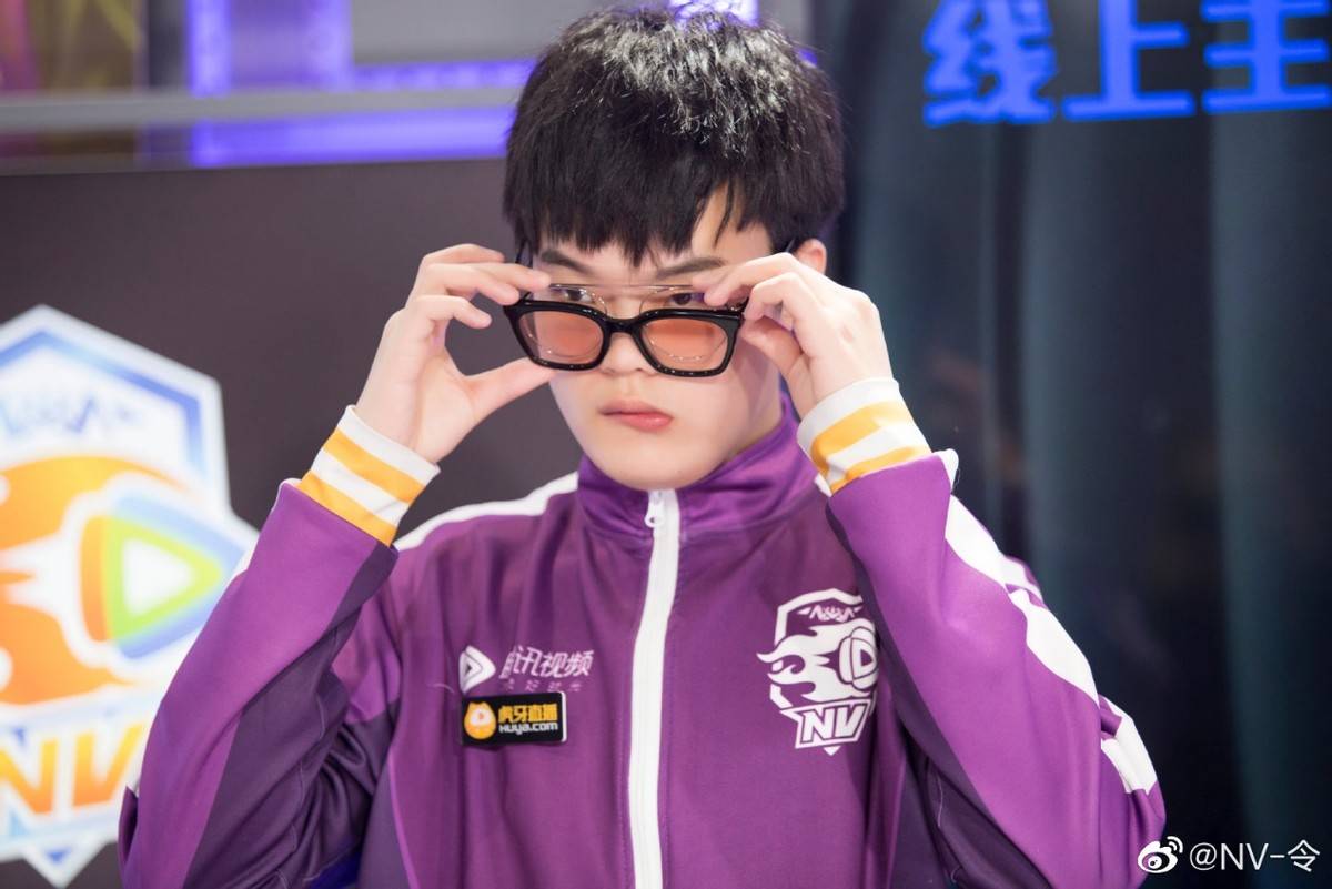 关于印尼队翻盘泰国队，黄鸭组合状态火热的信息